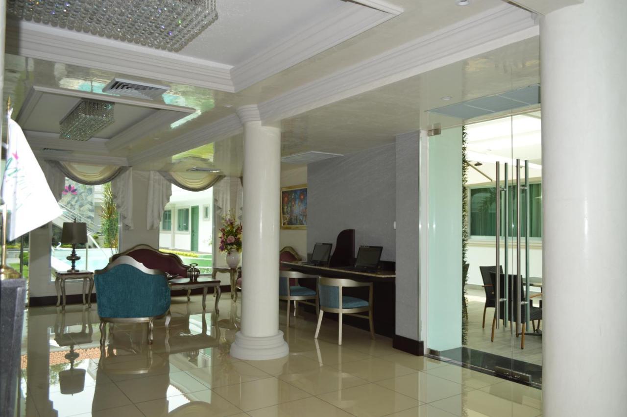 Hotel Villa Magna Poza Rica 外观 照片