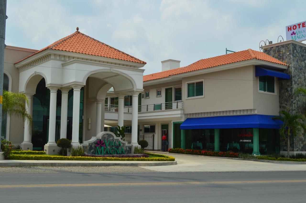 Hotel Villa Magna Poza Rica 外观 照片